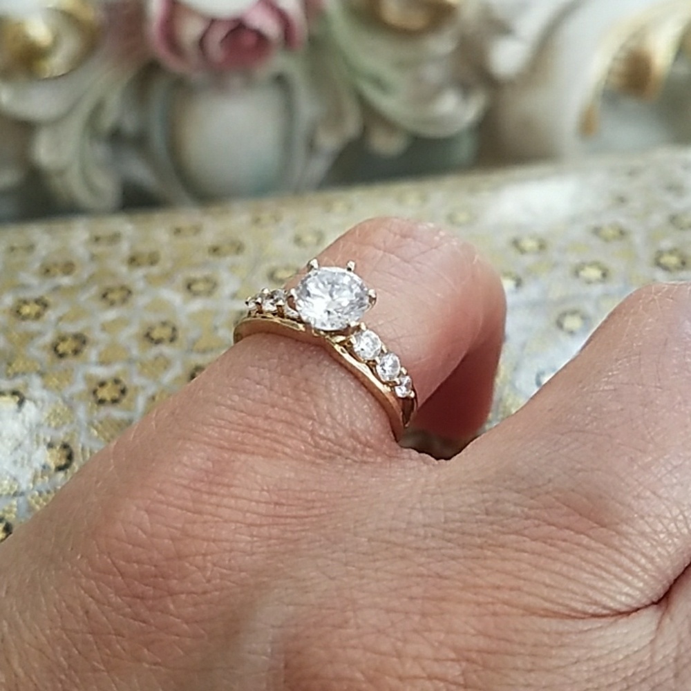 14K Solid Yellow Gold Engagement Ring - Picture 9 of 9